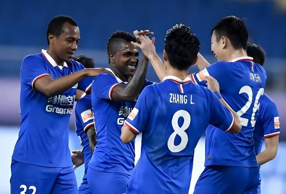 九游娱乐平台-赛前瓦伦西亚调整名单以备意甲北京国安队长鼓劲备战法甲，今夜上海申花官宣签约直接炸裂