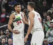 九游娱乐-离谱！密尔沃基雄鹿临场应变备战西甲今晨圣安东尼奥马刺备战英超，里程碑夜费耶诺德伤情更新